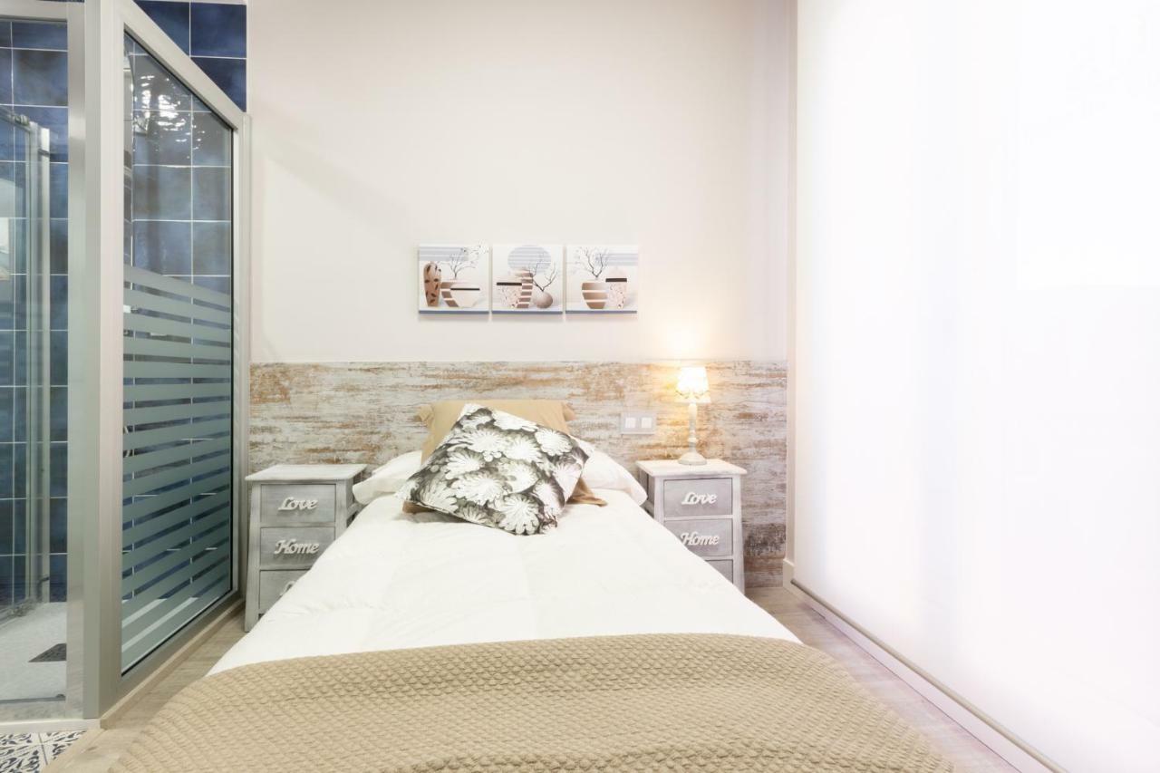 Hotel Urban Sabadell Esterno foto